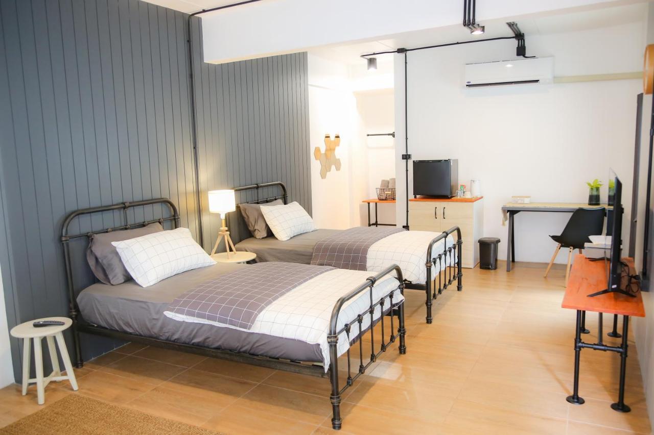 Sleep Sleep Suanphak Hotell Bangkok Exteriör bild