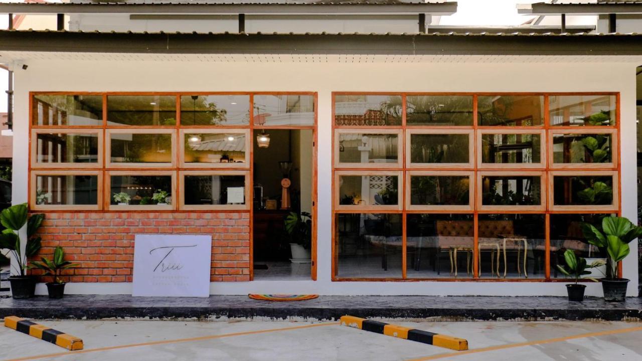 Sleep Sleep Suanphak Hotell Bangkok Exteriör bild